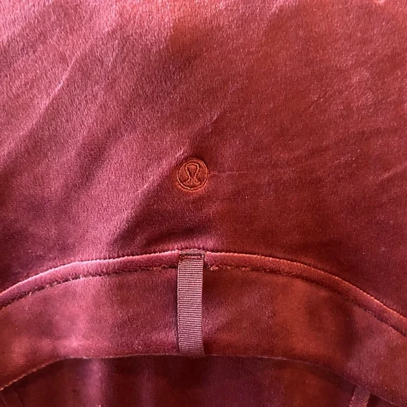 lululemon athletica Garnet Velvet 6 Purple Maroon Define Jacket - Picture 5 of 5